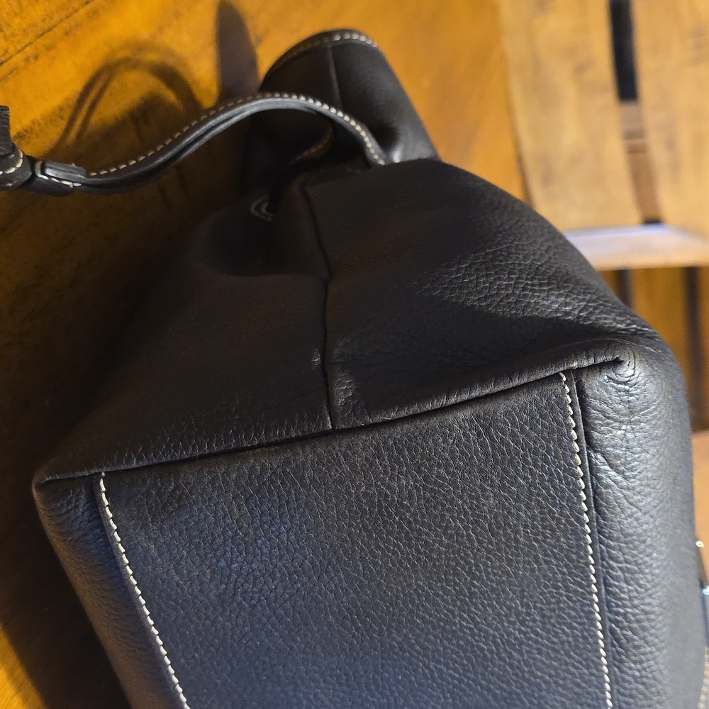 Dooney & Bourke Vintage Brown Pebbled Leather Chiara Tote Bag. - Picture 6 of 16